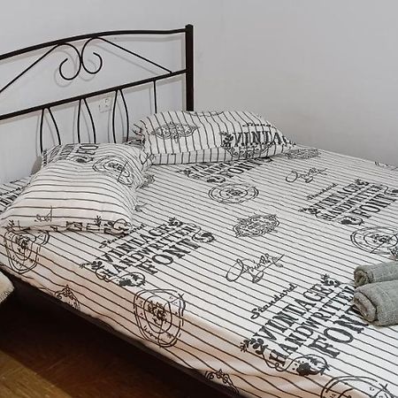 Comfortable And Spacious Stone Traditional Apartment La Canea Esterno foto