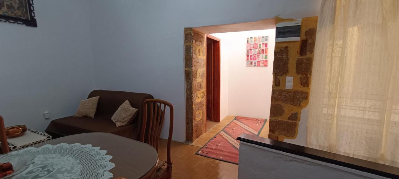 Comfortable And Spacious Stone Traditional Apartment La Canea Esterno foto