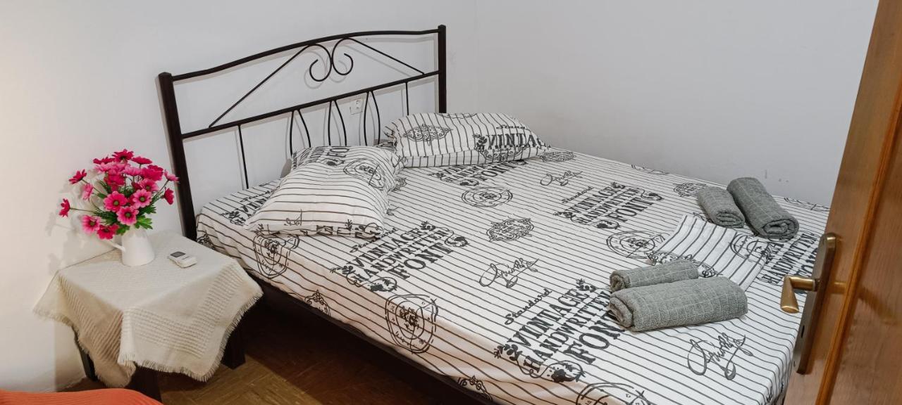 Comfortable And Spacious Stone Traditional Apartment La Canea Esterno foto